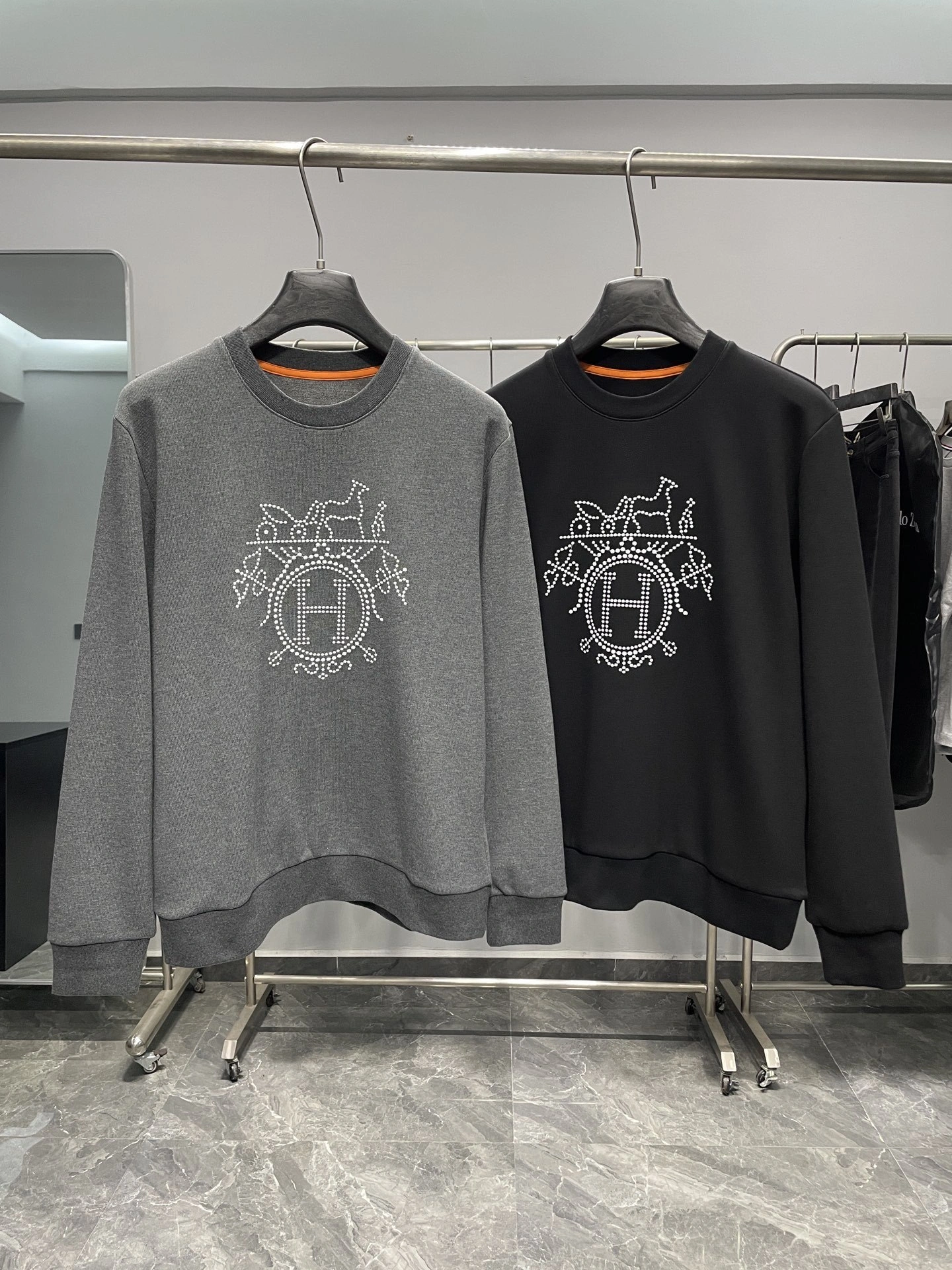 wg.luxury-- H5r75s Cotton embroidery oversize 2colour item: E-F000J1336-2